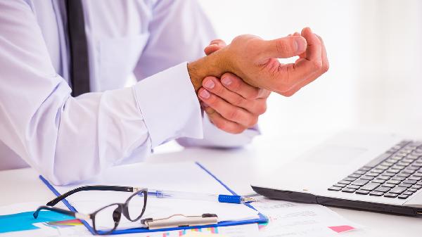 腱鞘囊肿切除手术能过几个月再做吗(图1)