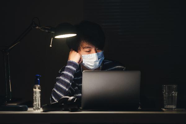 经常熬夜容易心脏骤停吗？(图1)