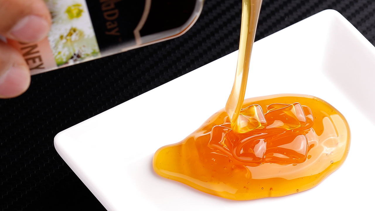 蜂蜜有五大食用宜忌 蜂蜜使用方法不当会威胁健康(图1) 蜂蜜有五大食用宜忌 蜂蜜使用方法不当会威胁健康(图1)