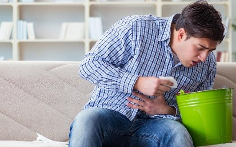 在什么情况下会吐血