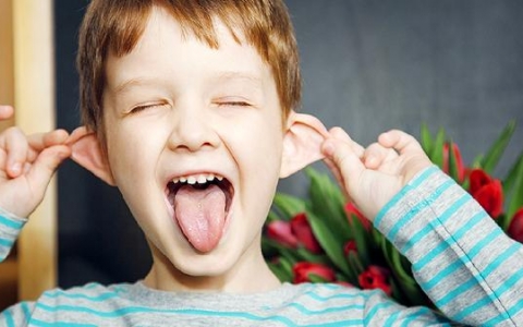 先天性耳前瘘管的治疗原则