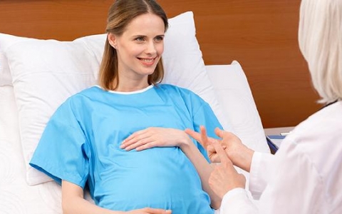 怀孕什么原因会导致流产出血