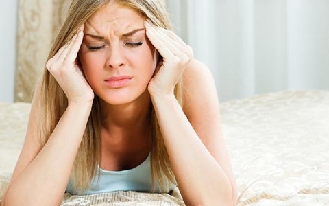 肾上腺瘤会引起头疼吗