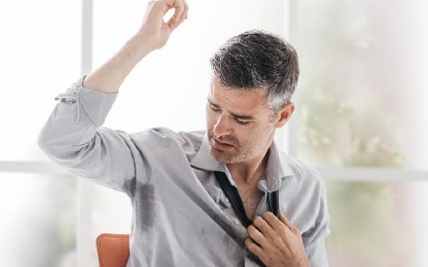 腋下体温37.3正常吗?