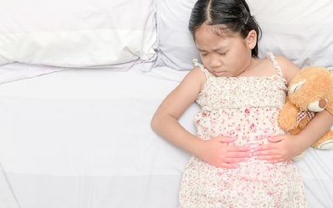 小孩肚子疼怎么办快速止疼